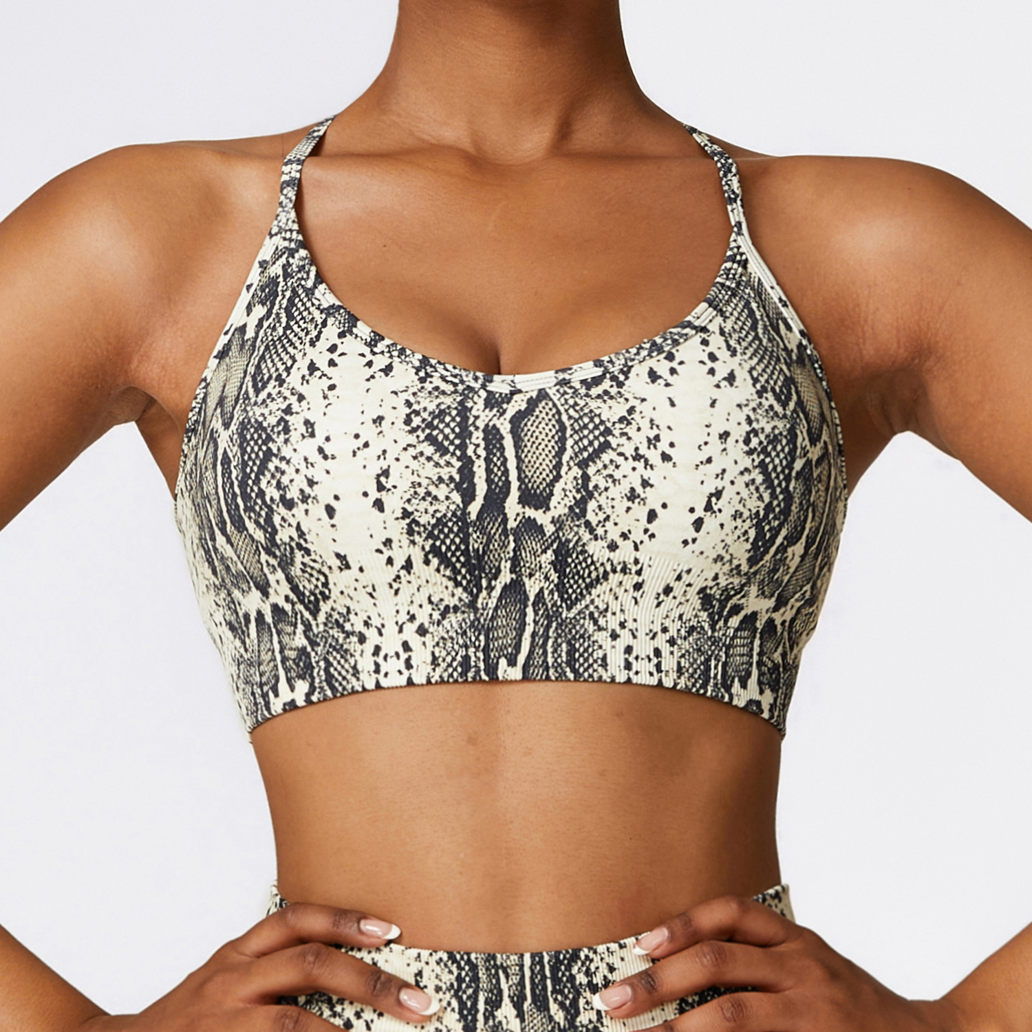 Бесшовный бюстгальтер с мягкой подкладкой и цифровой печатью